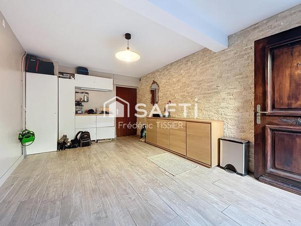 Le Cannet Mairie : Magnifique maison de ville avec garage