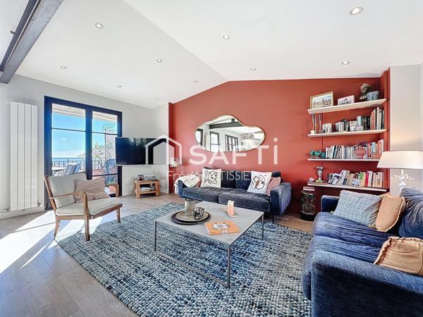 Le Cannet Mairie : Magnifique maison de ville avec garage