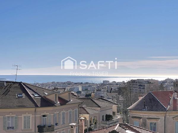 Le Cannet Mairie : Magnifique maison de ville avec garage