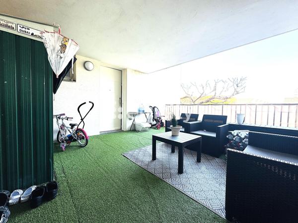 Appartement
         4 pièces
        - 71 m² 319 000 € *