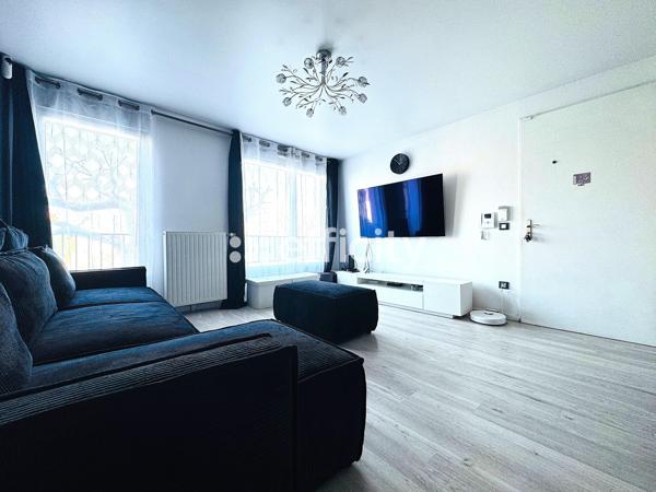 Appartement
         4 pièces
        - 71 m² 319 000 € *