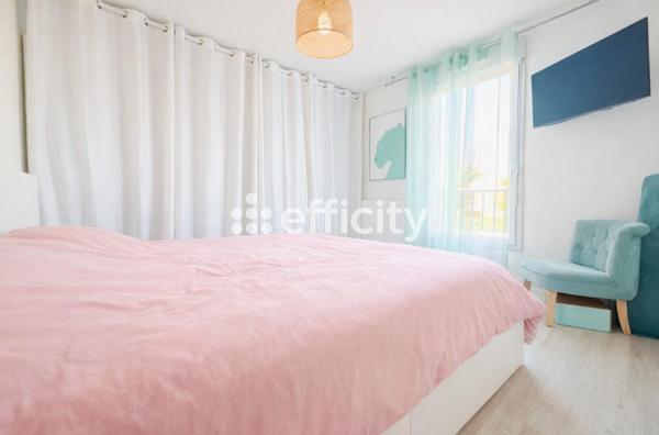 Appartement
         4 pièces
        - 71 m² 319 000 € *