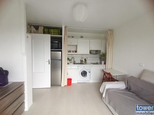 Appartement
                                                                                                                                                                                                                                                                                                                        1 pièce(s)                                                                                                                                                                                                          1 chambre(s)                                                                                                                                                                                                          22.76  m²