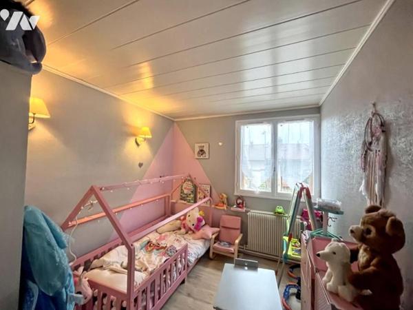 MAISON AVEC DEUX APPARTEMENTS