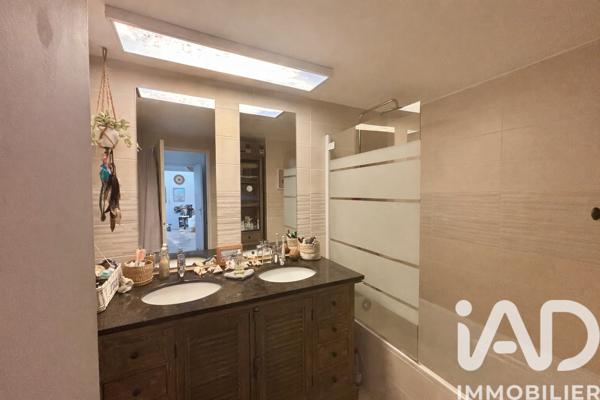 Appartement à vendre 3 pièces 79 m² Mandelieu-la-Napoule