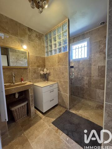 Maison à vendre 8 pièces 144 m² Bagnols-sur-Cèze