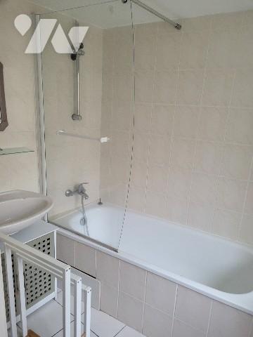 Immeuble de 4 logements et 1 local commercial