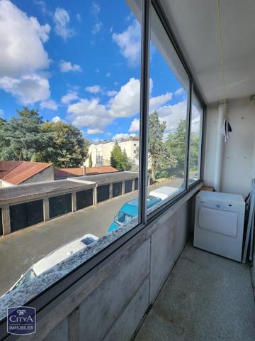 Appartement à vendre 4 pièces 69.68m² Cholet (49300)