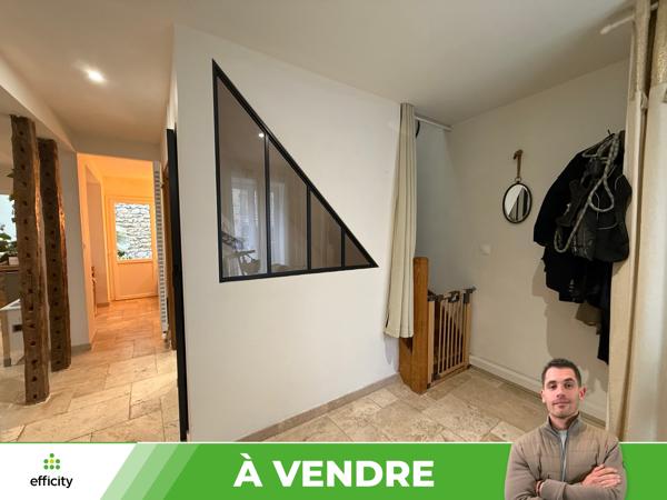 Maison
         6 pièces
        - 153 m²
