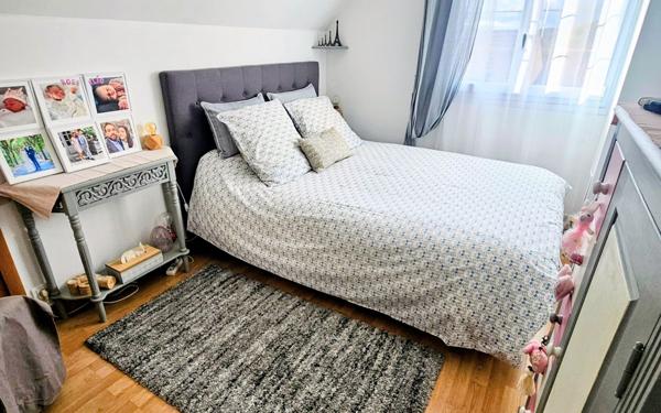 Maison à vendre    7 pièces •  La Ville-du-Bois