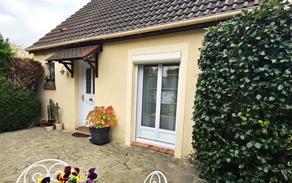 Maison à vendre    7 pièces •  La Ville-du-Bois