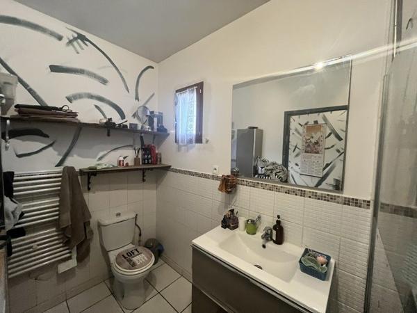 Maison 125 000 € Nuaillé-sur-Boutonne 4 p 127 m² DPE D