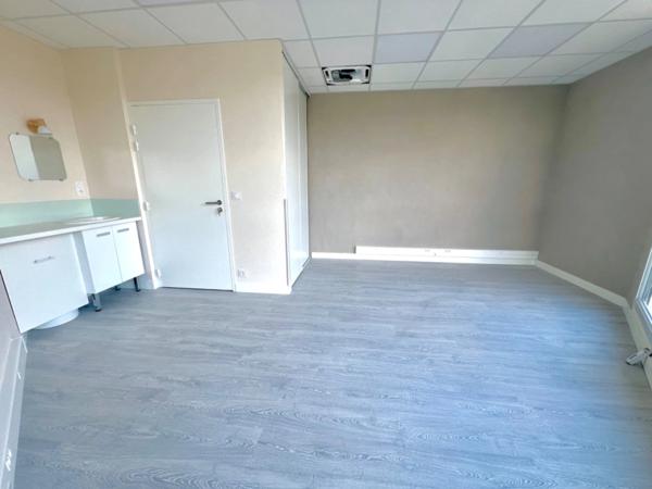 Local/bureau à vendre - 44m2 - NEUF