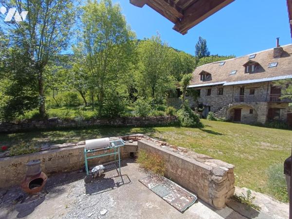 Vente Propriété composée 2 maisons sur SELONNET 