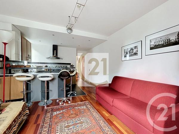 Appartement F2 à vendre  2 pièces - 38,21 m 2   IVRY SUR SEINE  - 94