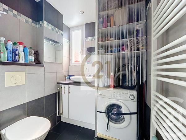 Appartement F2 à vendre  2 pièces - 38,21 m 2   IVRY SUR SEINE  - 94