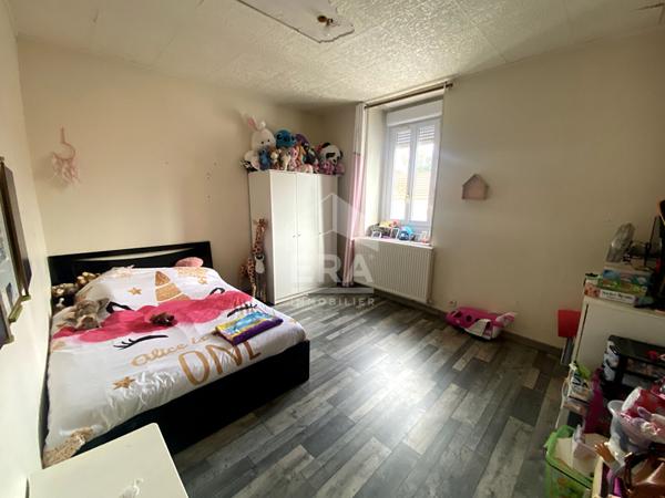 EXCLUSIVITÉ, SECTEUR LA FERE