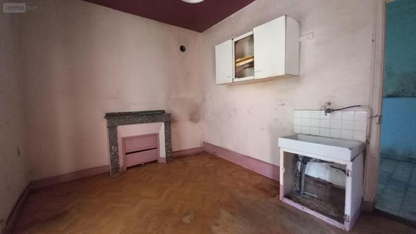 Maison à vendre à Condat dans le Cantal (15190), ref : FG/2393