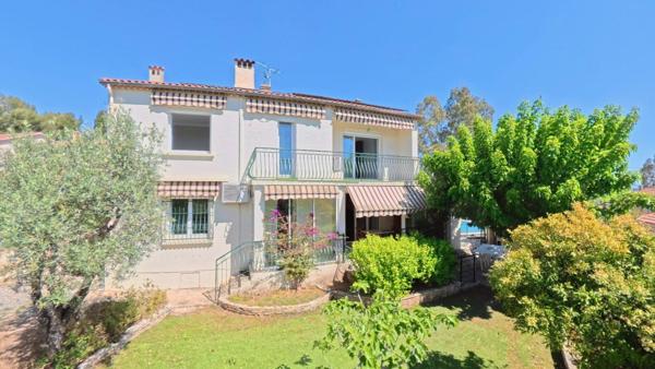 Maison avec piscine et 2 logements – La Garde