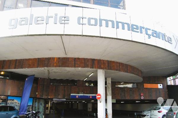 PARKING Saint-Cloud - Bureaux de la Colline - accès en RDC ou par ascenseur - 12,60m2