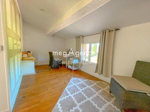 Maison à ROQUEBRUNE-SUR-ARGENS, 83520 - 6 pièces 204m²
