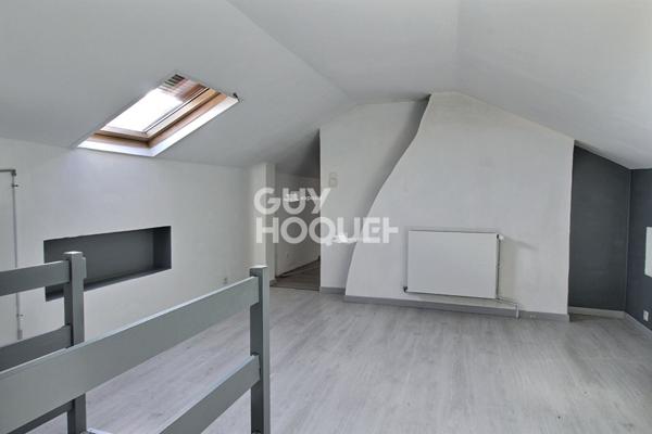 MAISON DE VILLE AVEC GARAGE TERRASSE ET JARDIN A MARBACHE