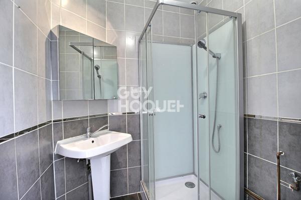 MAISON DE VILLE AVEC GARAGE TERRASSE ET JARDIN A MARBACHE