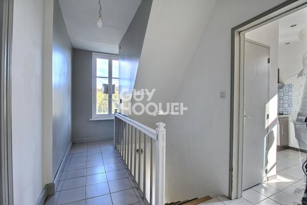 MAISON DE VILLE AVEC GARAGE TERRASSE ET JARDIN A MARBACHE