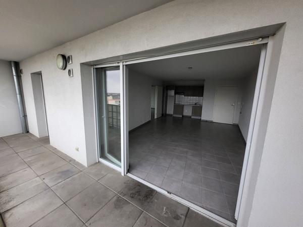 TOULOUSE CARTOUCHERIE T3 PARKING CELLIER