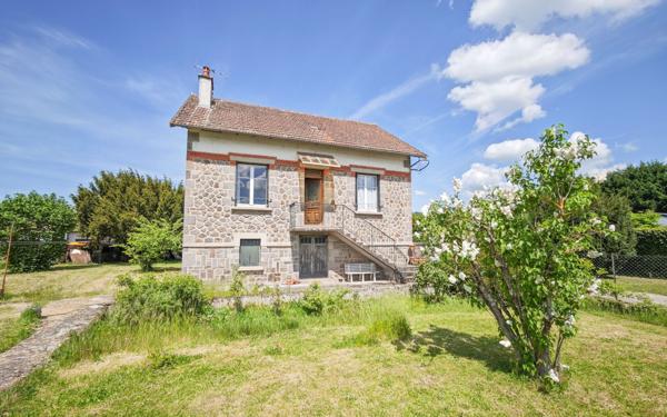 Maison à vendre    4 pièces • 135 m2 Aurillac