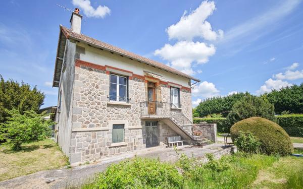 Maison à vendre    4 pièces • 135 m2 Aurillac