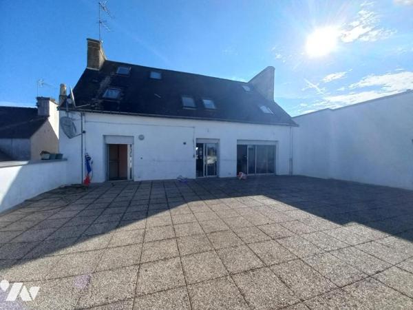 Immeuble plein centre