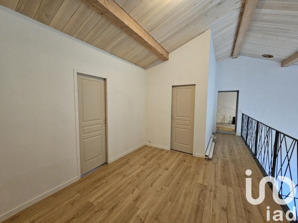 Maison 7 pièces de 386 m² à Fontenille (16230)