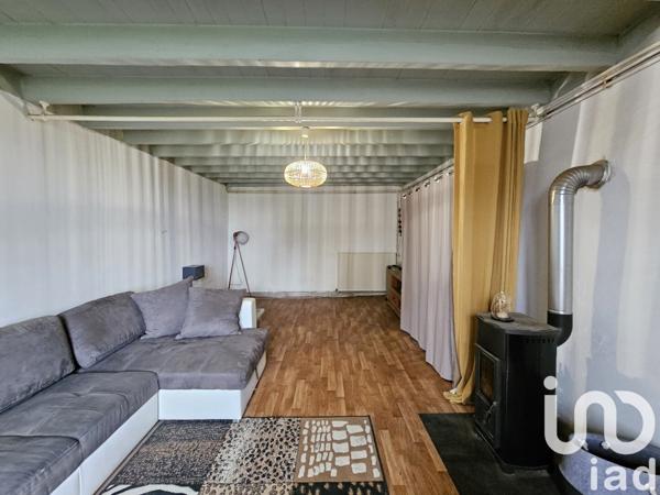 Maison 7 pièces de 386 m² à Fontenille (16230)