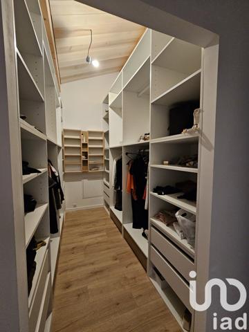 Maison 7 pièces de 386 m² à Fontenille (16230)