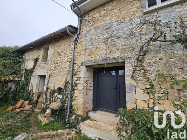 Maison 7 pièces de 386 m² à Fontenille (16230)