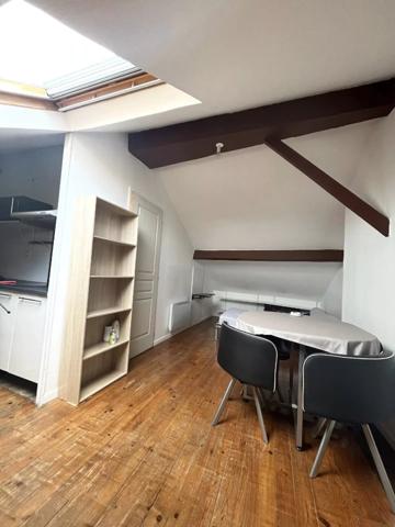 Location Appartement 1 pièces 15 m2 à Saint-Quentin