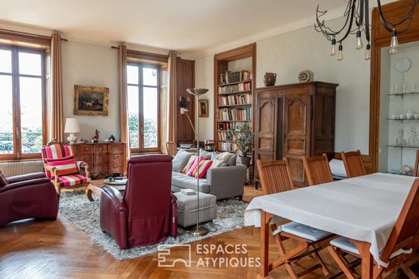 Loger son habitat dans l’aile d’un château de l’Ardèche.