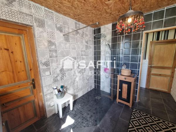 Maison ancienne avec de beaux volumes