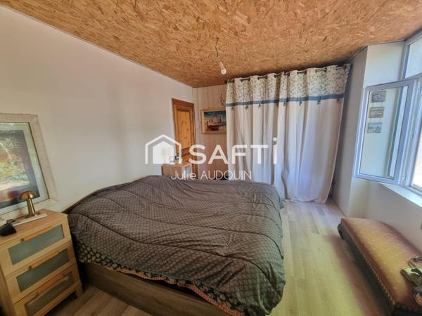 Maison ancienne avec de beaux volumes