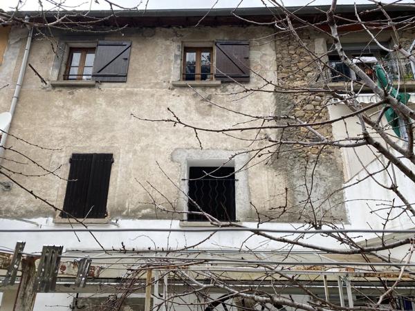 Vente Immeuble 10 pièces 200 m2 à Lodève