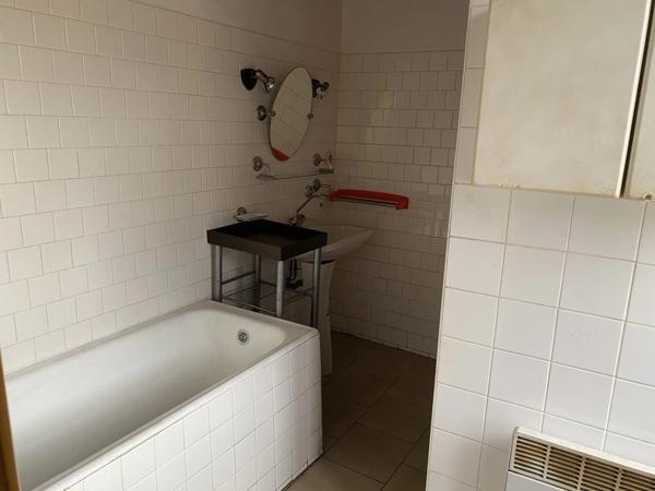 Vente Immeuble 10 pièces 200 m2 à Lodève