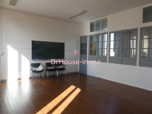 Immeuble à vendre 12 pièces de 686 m²
