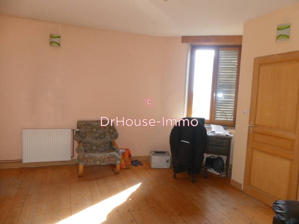 Immeuble à vendre 12 pièces de 686 m²