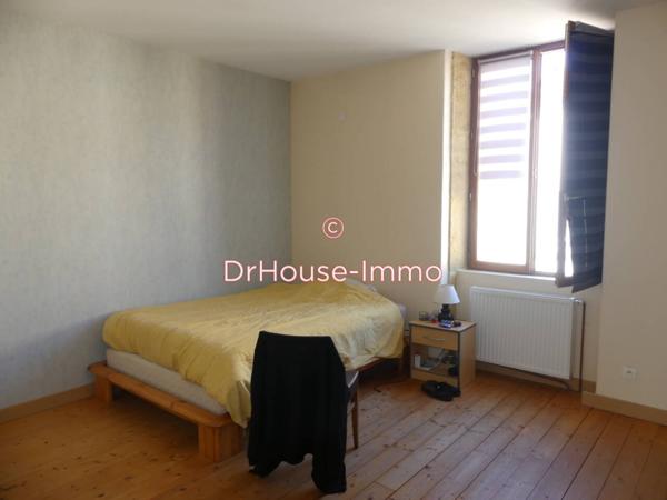 Immeuble à vendre 12 pièces de 686 m²