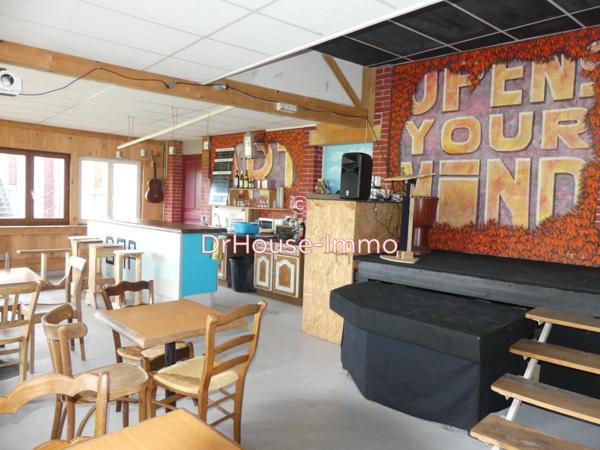 Immeuble à vendre 12 pièces de 686 m²