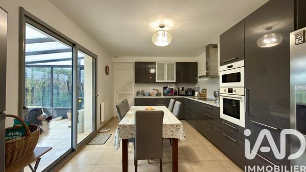 Maison à vendre 7 pièces 169 m² Senlis