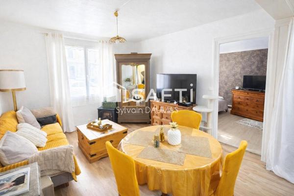 Un placement simple, un loyer en place, le centre-ville à pied.