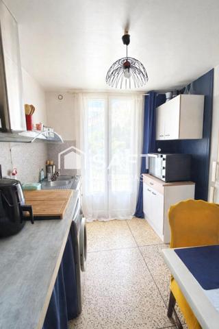 Un placement simple, un loyer en place, le centre-ville à pied.