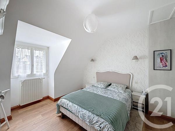 Maison à vendre  6 pièces - 159,17 m2 LANNION - 22